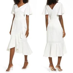 AmyLynn NWT V-neck Ruffle Midi Tea Dress White
Size Small